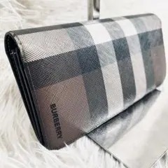 【現行品】バーバリー　チェック　レザー　コンチネンタルウォレット　マルチカラー