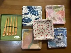和風和紙デザインのコースター5枚セットと 木彫り菓子楊枝 5本セット