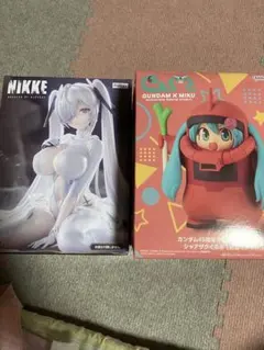 NIKKEフィギュアとGUNDAM x MIKUセット　未開封品　即購入⭕️