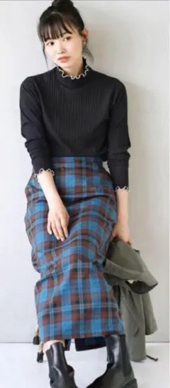 ZOOTIE リブタートルネック長袖カットソー