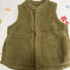 美品☆ユニクロ　キッズ　ベビー　ボアベスト　リバーシブル　100