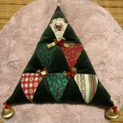 クリスマスツリー　ハンドメイド　パッチワーク　壁掛け
