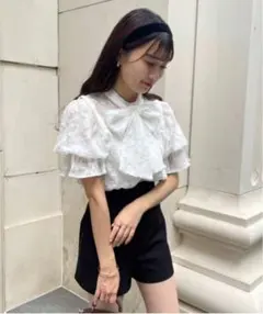 NICE CLAUP 肩あきボウタイブラウス 半袖