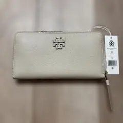トリーバーチ　新品　Tory Burchアイボリー　 長財布