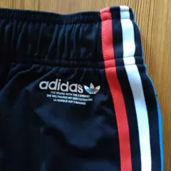 【Adidas】アディダス　アディカラー　トラックパンツ　160cm
