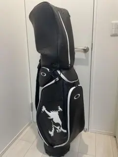 OAKLEY オークリ　キャディバッグ フード付属