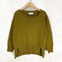 AZUL BY MOUSSY (M) ニット　セーター　うぐいす色　モスグリーン