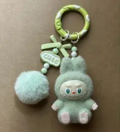 ラブブ　labubu ミニキーホルダー チャーム