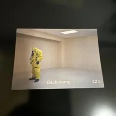 映画 バックルームズ 第3弾入場者特典 黄色い防護服ステッカー