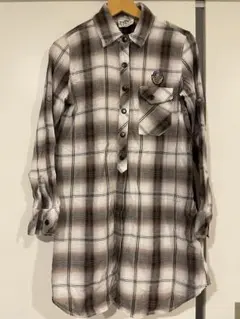 ラスケー　ロングシャツ　Lサイズのサムネイル