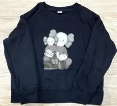 ユニクロ　UT 黒 トレーナー サイズ120 カウズ