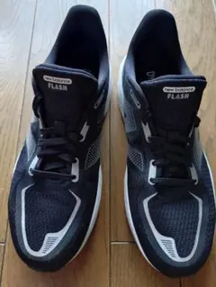 new balance DynaSoftFlash ランニングシューズ 26.5のサムネイル