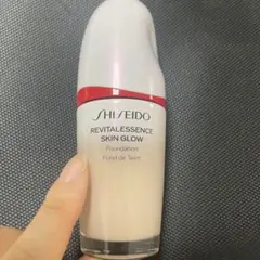 資生堂　エッセンススキングロウファンデーション140