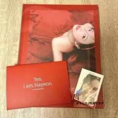 TWICE ナヨン 『Yes, I am Nayeon.』Burgundy