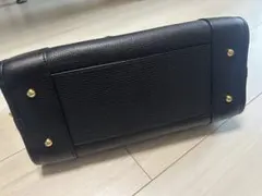 黒レザー ハンドバッグ ゴールド金具