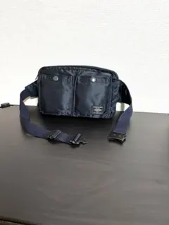 新型 PORTER TANKER ハーフムーン アイアンブルー ショルダーバッグ