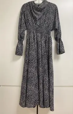 Natural beauty basic 花柄長袖ロングワンピース