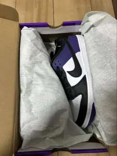 NIKE SB DUNK LOW PRO ホワイト/ブラック/パープル