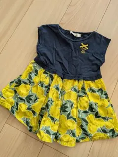 BeBe　女の子　半袖tシャツ　80cm　レモン柄のサムネイル