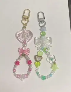 ビーズキーホルダー　ハンドメイド　2点セット