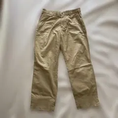 訳あり品　ベージュ チノパン 小さな傷あり