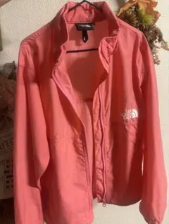 美品 THE NORTH FACE ピンク130キッズ ナイロンパーカー