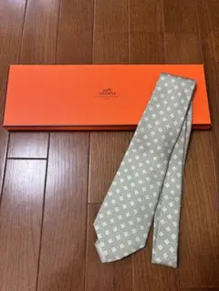 HERMES グリーン系 ダイヤモンドパターン ネクタイ