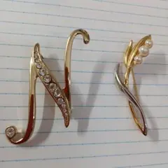 NINA RICCI 　ニナ・リッチ　ブローチ２点