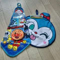 【新品】アンパンマン　コキンちゃん　ループ付き　ハンドタオル