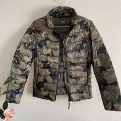 UNIQLO 迷彩柄 ダウンジャケット S
