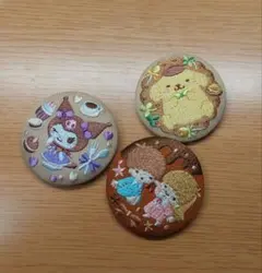 サンリオキャラクターズ 刺繍缶バッジビスケット3