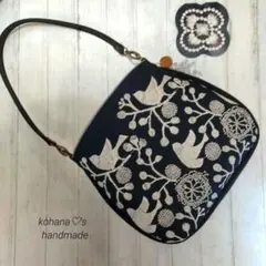 Item thumbnail for item 32ccfa80-9c5d-4f1b-95f9-be0830af8b90