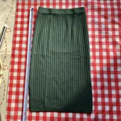 グリーンタイトスカート