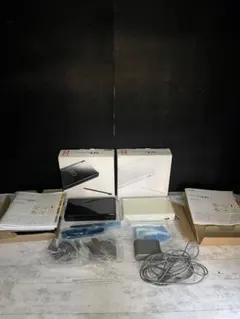 ニンテンドーDS Lite 箱付き　2台セット ブラック ホワイト