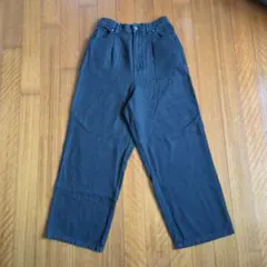 ダークグレー ワイドデニムパンツ kutirのサムネイル