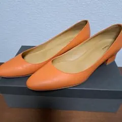 CHEMBUR パンプス オレンジのサムネイル