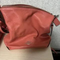 COACH ピンクレザー ショルダーバッグのサムネイル