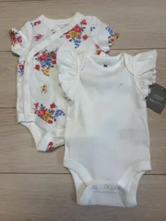 babygap ロンパース2枚セット