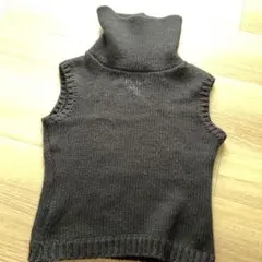 正規品FENDI黒タートルネック ノースリーブニット