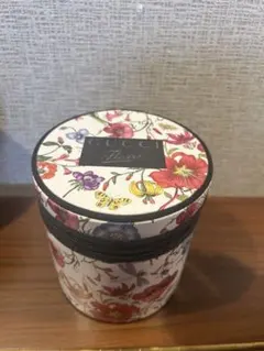 Gucci 花柄収納ケースのサムネイル