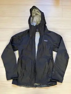 patagonia ブラック　マウンテンパーカー　ナイロンジャケット