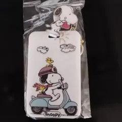 リール付き　スヌーピー　パスホルダー　ケース　定期入れ