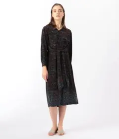 TOMORROWLAND パネルフラワープリント Vネックワンピース