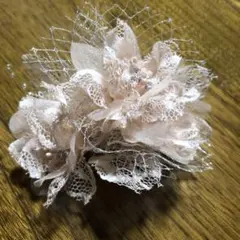 パール ブローチ