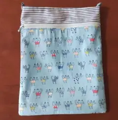 猫デザインの布製ショルダーバッグ　ハンドメイド