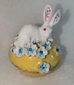 ビレロイ＆ボッホ陶器製 ウサギのカップケーキ型 小物入れ - メルカリ