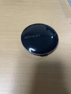 カネボウ　クリスタライズドフィックスパウダー　01
