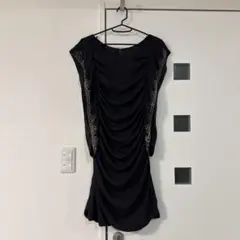 美品　黒いドレープデザインパーティードレス　ドレス　タイトワンピース　黒ドレス