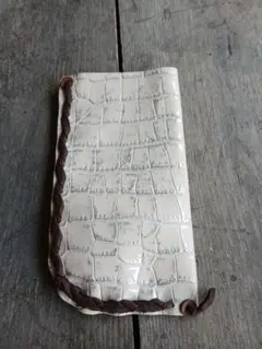 チ*ん様 ホワイト クロコダイル風 メガネケースペンケースウエストポーチ