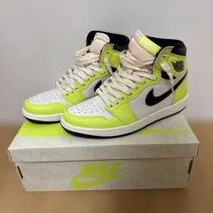 Nike Air Jordan 1 High OG ボルトヴィジョネアのサムネイル